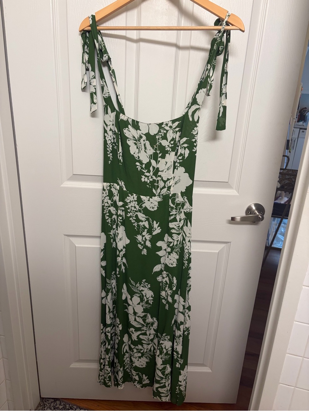 Reformation Twilight Dress (Green Floral, Size 2) - Picture 4 of 5